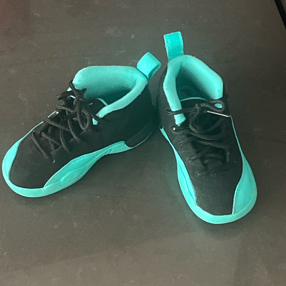 Toddler Jordan 12 “Hyper Jade” Sneakers